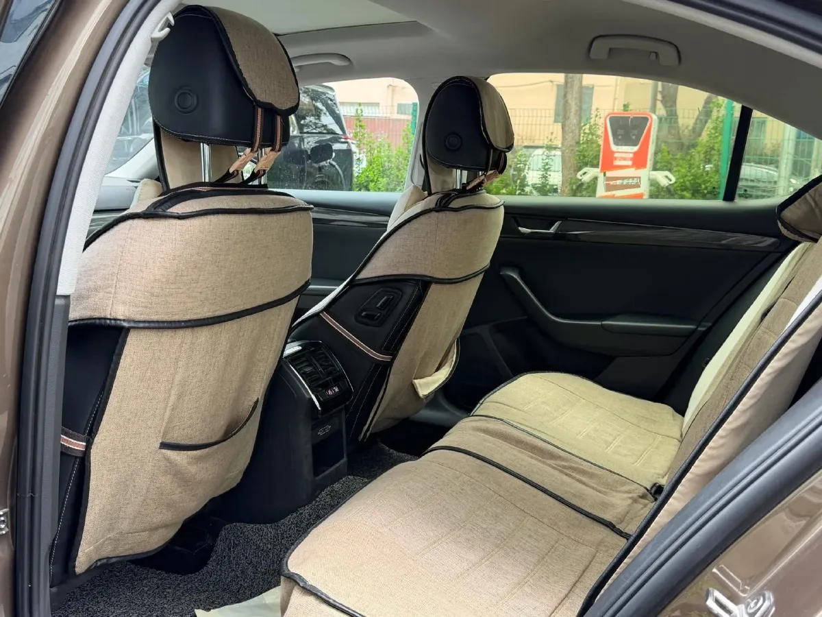 2018 Skoda Kodiak 1.8T 180HP L4 7DCT,autocango,china used car exporter,china ev exporter,chinese used car exporter,chinese used ev exporter