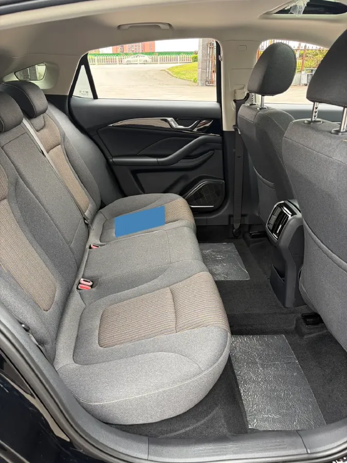 2025 Bestune B70 1.5T 169HP L4 7DCT,autocango,china used car exporter,china ev exporter,chinese used car exporter,chinese used ev exporter