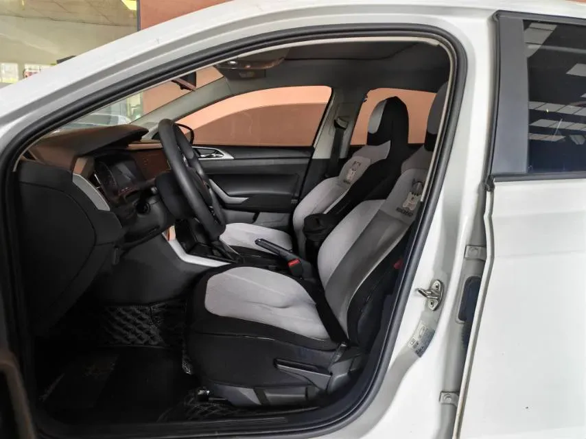 2021 Bestune T55 1.5T 169HP L4 7DCT,autocango,china used car exporter,china ev exporter,chinese used car exporter,chinese used ev exporter