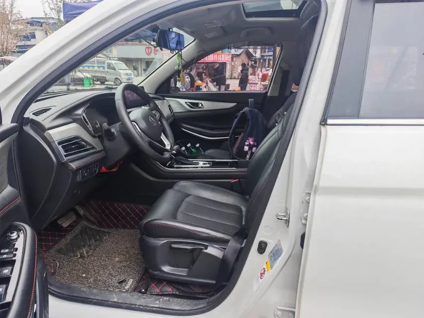 2020 ChangAn CS75 1.5T 178HP L4 7DCT,autocango,china used car exporter,china ev exporter,chinese used car exporter,chinese used ev exporter