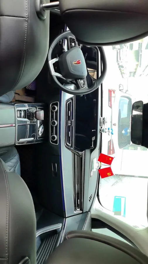 2023 HongQi HS5 2.0T 252HP L4 8AT,autocango,china used car exporter,china ev exporter,chinese used car exporter,chinese used ev exporter