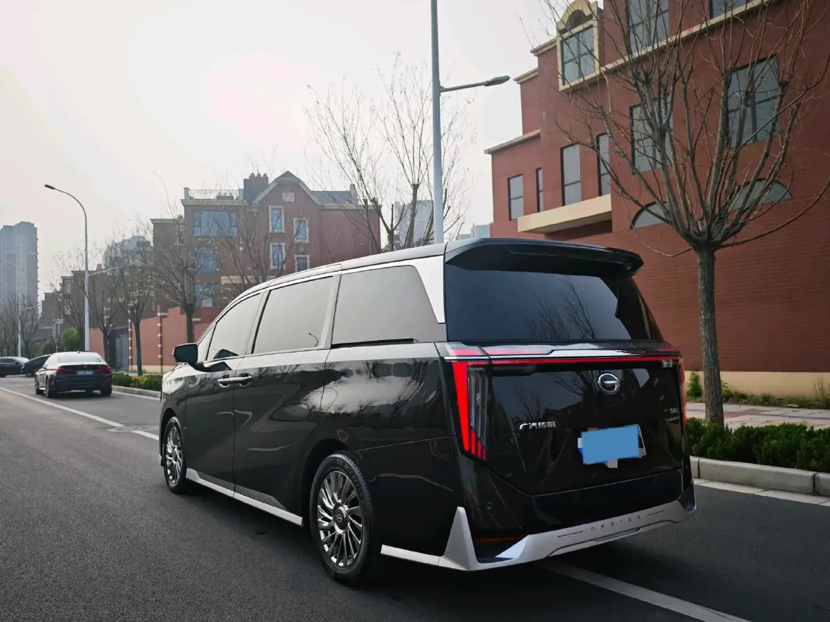 2024 GAC Trumpchi M8 2.0T 190HP L4 E-CVT Hybrid,autocango,china used car exporter,china ev exporter,chinese used car exporter,chinese used ev exporter