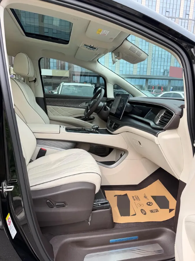 2024 Denza D9 1.5T 139HP L4 E-CVT PHEV 20.39KWH,autocango,china used car exporter,china ev exporter,chinese used car exporter,chinese used ev exporter
