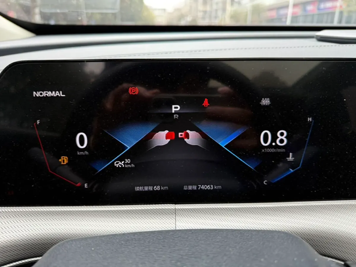 2021 ChangAn UNI-T 1.5T 180HP L4 7DCT,autocango,china used car exporter,china ev exporter,chinese used car exporter,chinese used ev exporter