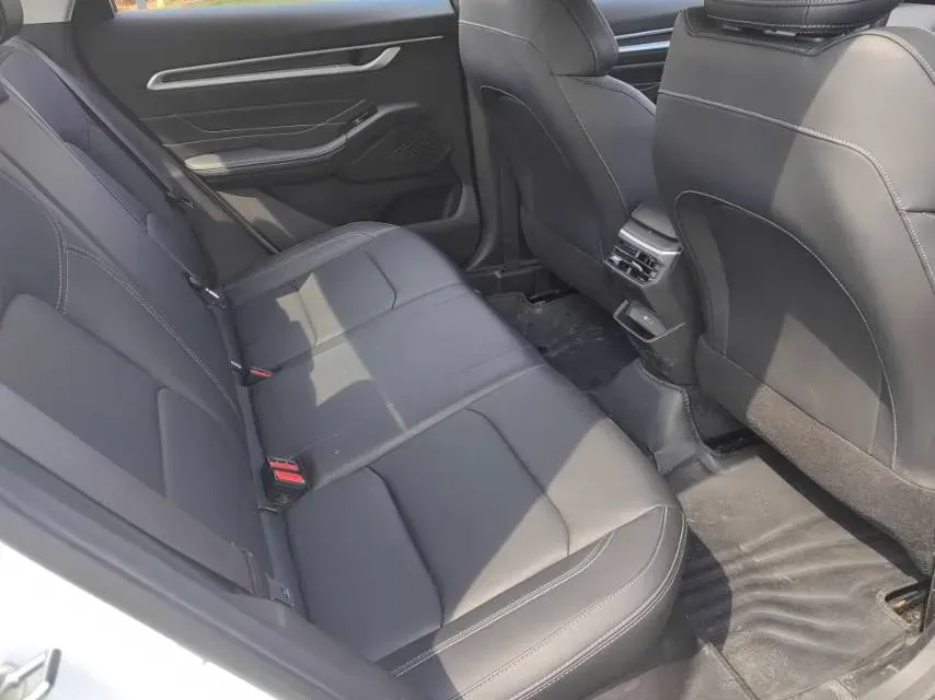 2025 Geely Emgrand 1.5L 127HP L4 CVT,autocango,china used car exporter,china ev exporter,chinese used car exporter,chinese used ev exporter