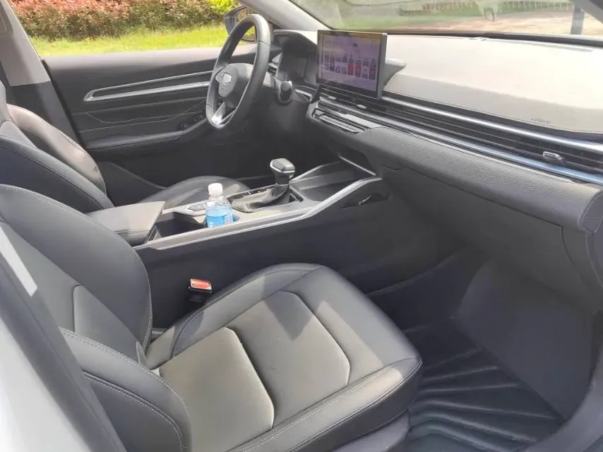 2025 Geely Emgrand 1.5L 127HP L4 CVT,autocango,china used car exporter,china ev exporter,chinese used car exporter,chinese used ev exporter