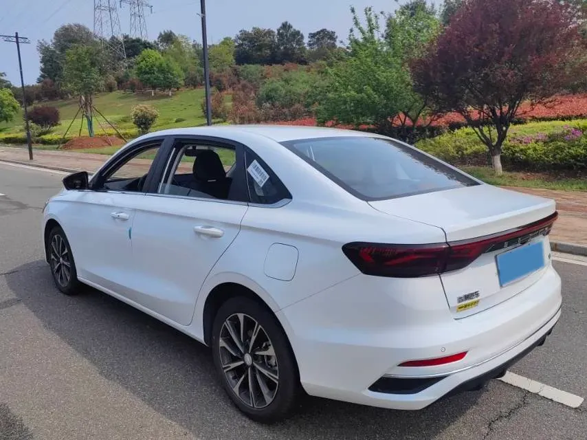 2025 Geely Emgrand 1.5L 127HP L4 CVT,autocango,china used car exporter,china ev exporter,chinese used car exporter,chinese used ev exporter