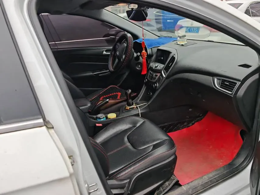 2017 Chery Arrizo 5 1.5L 116HP L4 5MT,autocango,china used car exporter,china ev exporter,chinese used car exporter,chinese used ev exporter