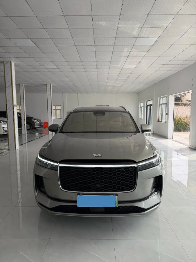 2021 Li ONE Range Extended 131HP REEV 40.5KWH,autocango,china used car exporter,china ev exporter,chinese used car exporter,chinese used ev exporter