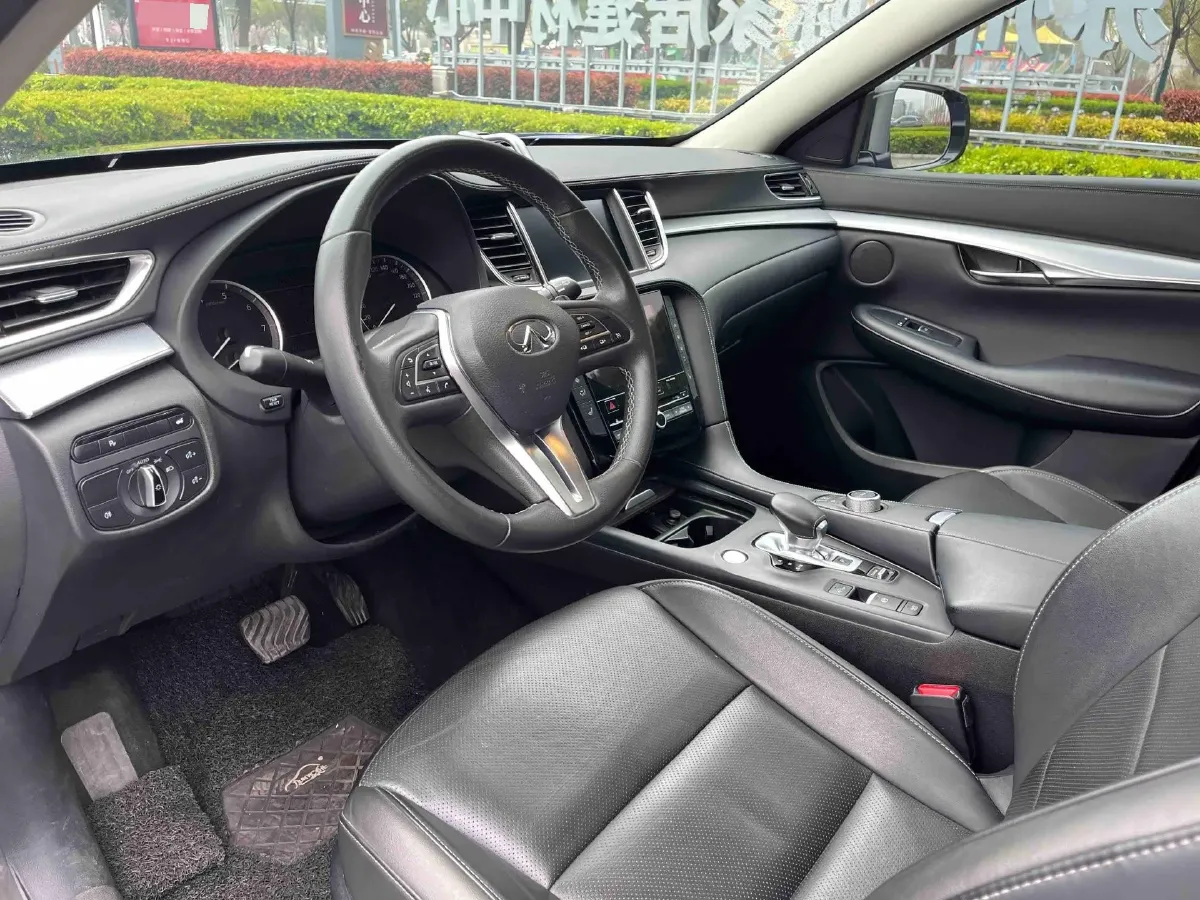 2018 Mitsubishi Pajero 3.0L 174HP V6 5AT,autocango,china used car exporter,china ev exporter,chinese used car exporter,chinese used ev exporter