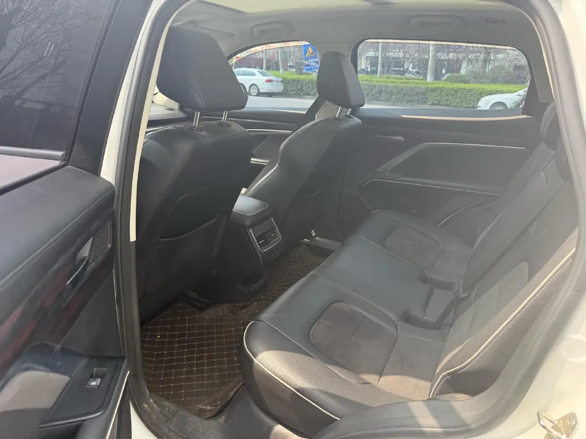 2021 Haval H6 1.5T 150HP L4 7DCT,autocango,china used car exporter,china ev exporter,chinese used car exporter,chinese used ev exporter