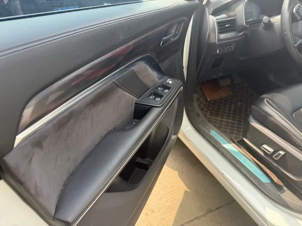 2021 Haval H6 1.5T 150HP L4 7DCT,autocango,china used car exporter,china ev exporter,chinese used car exporter,chinese used ev exporter