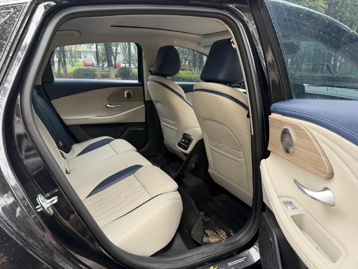 2022 Chery Arrizo 8 1.6T 197HP L4 7DCT,autocango,china used car exporter,china ev exporter,chinese used car exporter,chinese used ev exporter