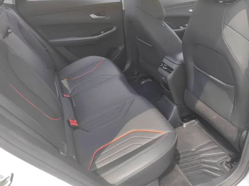 2024 Geely Binray 1.5T 181HP L4 7DCT,autocango,china used car exporter,china ev exporter,chinese used car exporter,chinese used ev exporter