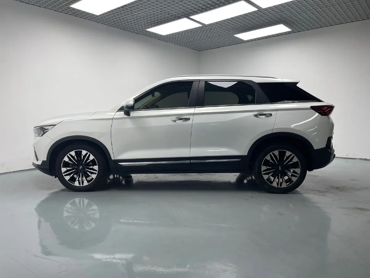 2019 Bestune T77 1.2T 143HP L4 7DCT,autocango,china used car exporter,china ev exporter,chinese used car exporter,chinese used ev exporter