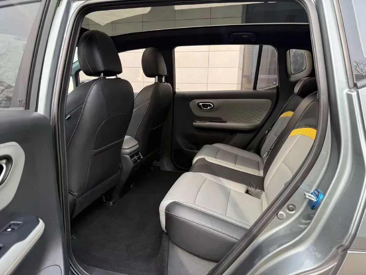 2022 Geely Okavango 1.8T 184HP L4 7DCT,autocango,china used car exporter,china ev exporter,chinese used car exporter,chinese used ev exporter