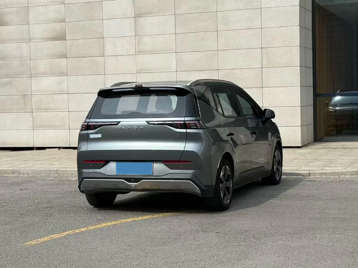 2022 Geely Okavango 1.8T 184HP L4 7DCT,autocango,china used car exporter,china ev exporter,chinese used car exporter,chinese used ev exporter