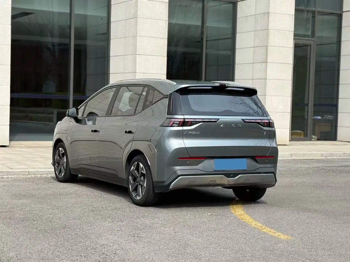 2022 Geely Okavango 1.8T 184HP L4 7DCT,autocango,china used car exporter,china ev exporter,chinese used car exporter,chinese used ev exporter