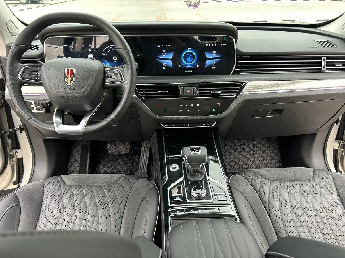 2022 HongQi HS5 2.0T 224HP L4 6AT,autocango,china used car exporter,china ev exporter,chinese used car exporter,chinese used ev exporter