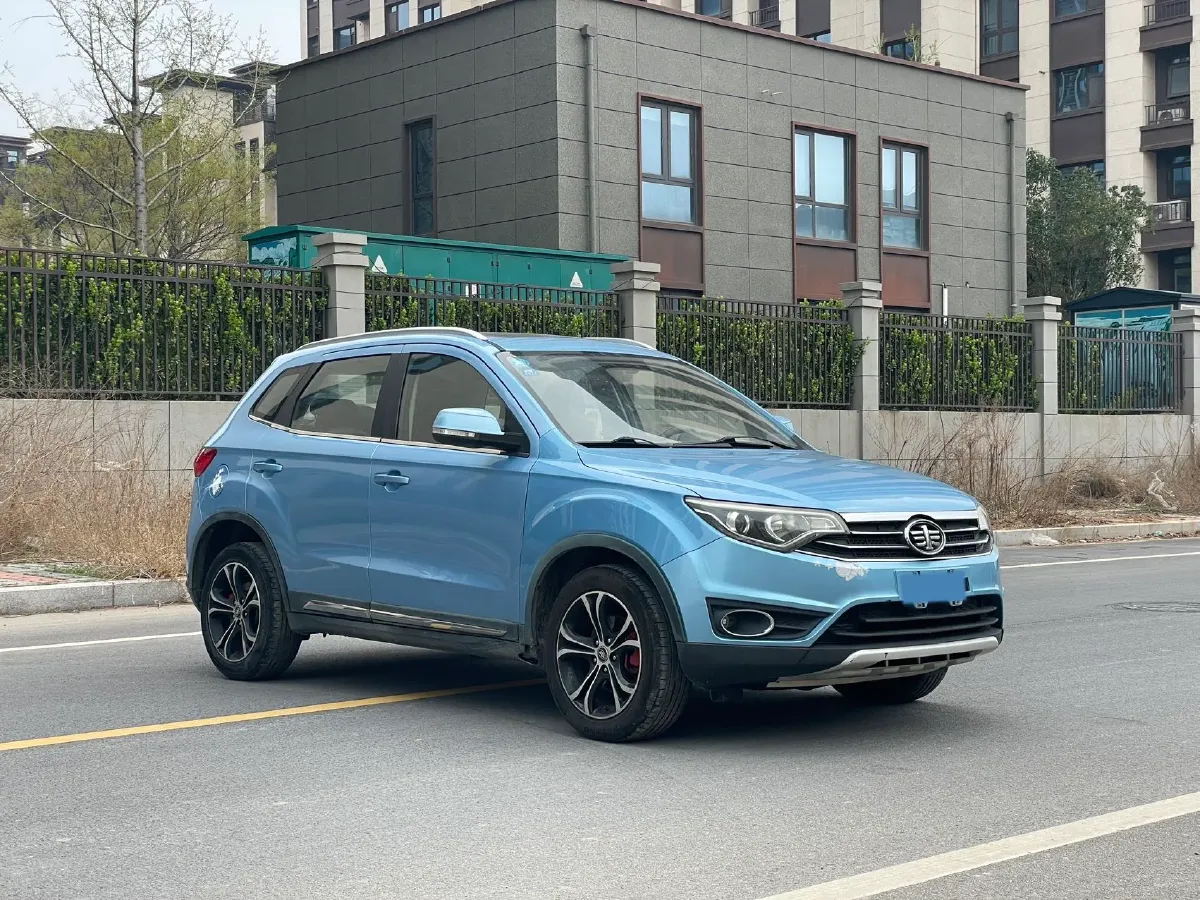 2017 FAW Senia R7 1.6L 116HP L4 6AT,autocango,china used car exporter,china ev exporter,chinese used car exporter,chinese used ev exporter