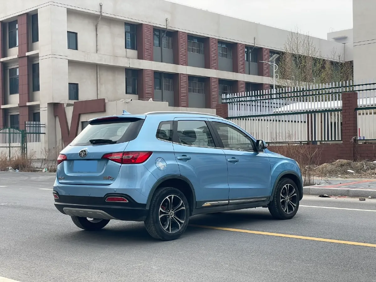 2017 FAW Senia R7 1.6L 116HP L4 6AT,autocango,china used car exporter,china ev exporter,chinese used car exporter,chinese used ev exporter