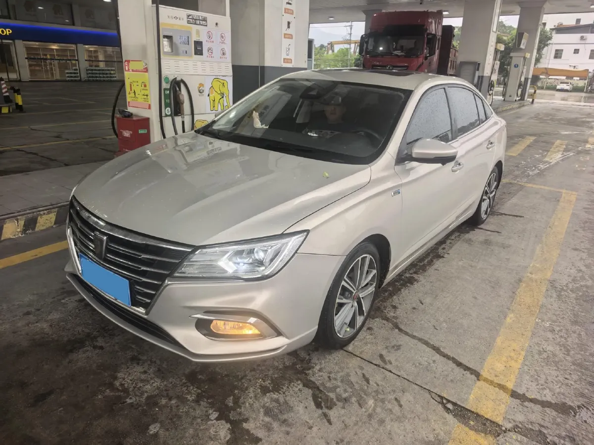 2019 Roewe i5 1.5T 169HP L4 7DCT,autocango,china used car exporter,china ev exporter,chinese used car exporter,chinese used ev exporter