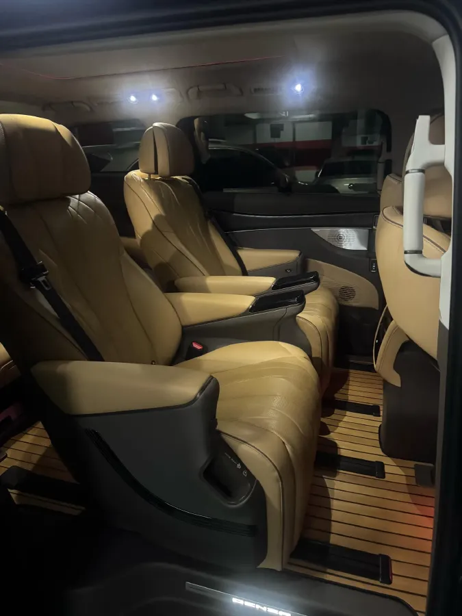 2023 Denza D9 1.5T 139HP L4 E-CVT PHEV 20.39KWH,autocango,china used car exporter,china ev exporter,chinese used car exporter,chinese used ev exporter