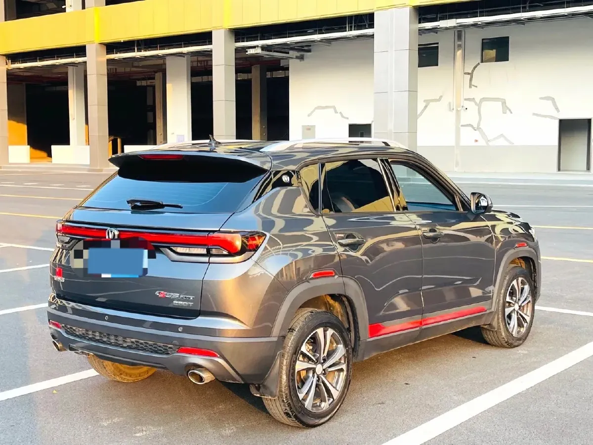 2021 ChangAn CS35 Plus 1.4T 160HP L4 7DCT,autocango,china used car exporter,china ev exporter,chinese used car exporter,chinese used ev exporter
