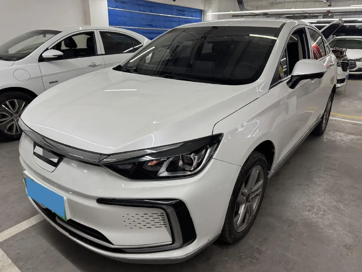 2022 Bestune B70 2.0T 224HP L4 6AT,autocango,china used car exporter,china ev exporter,chinese used car exporter,chinese used ev exporter
