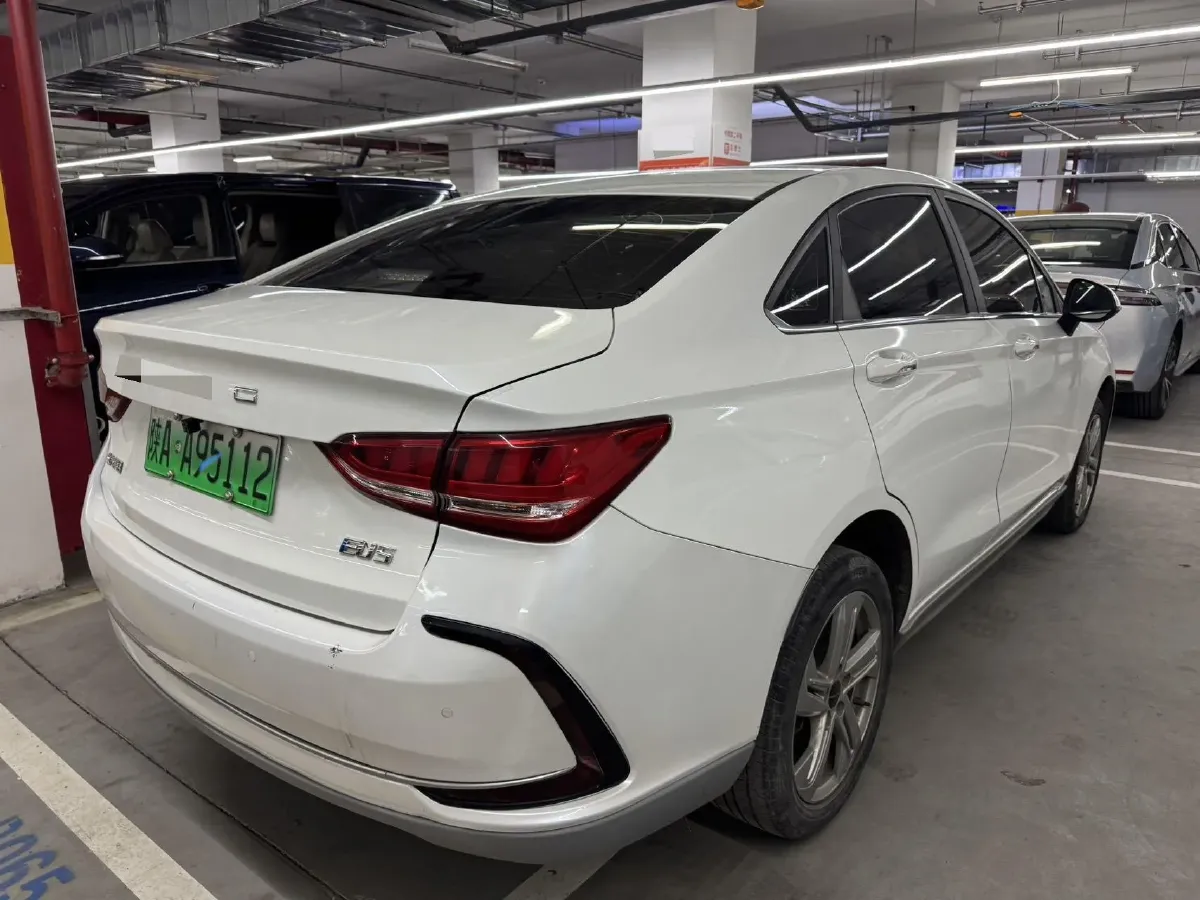 2022 Bestune B70 2.0T 224HP L4 6AT,autocango,china used car exporter,china ev exporter,chinese used car exporter,chinese used ev exporter