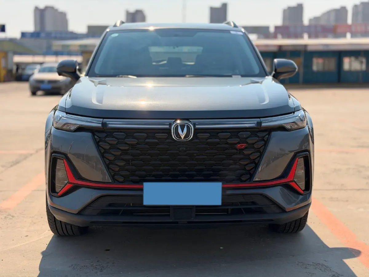 2021 ChangAn CS35 Plus 1.4T 160HP L4 7DCT,autocango,china used car exporter,china ev exporter,chinese used car exporter,chinese used ev exporter