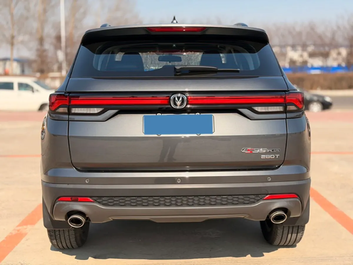 2021 ChangAn CS35 Plus 1.4T 160HP L4 7DCT,autocango,china used car exporter,china ev exporter,chinese used car exporter,chinese used ev exporter