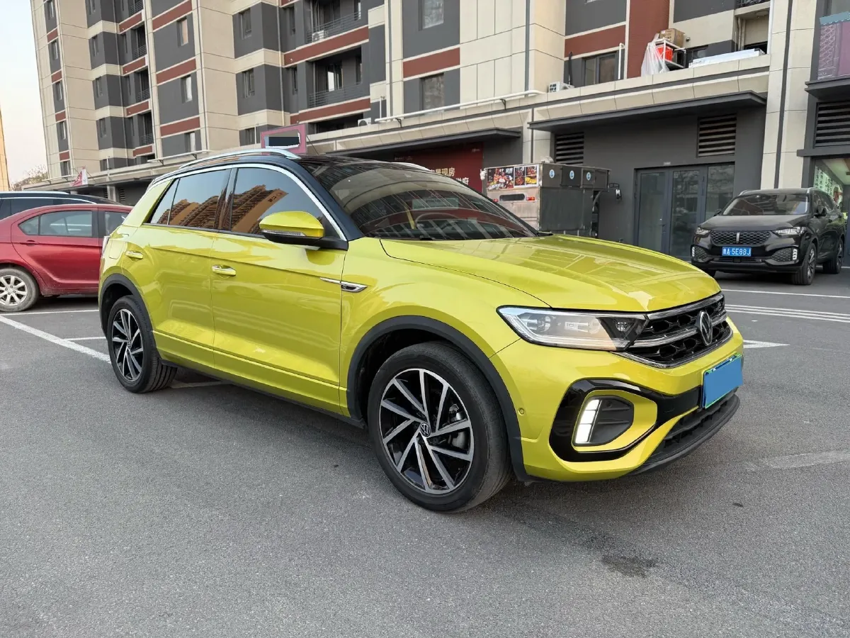 2023 Volkswagen T-Roc 1.5T 160HP L4 7DCT,autocango,china used car exporter,china ev exporter,chinese used car exporter,chinese used ev exporter