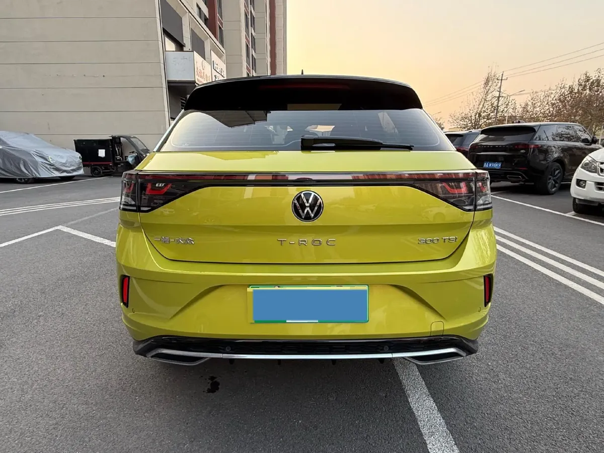 2023 Volkswagen T-Roc 1.5T 160HP L4 7DCT,autocango,china used car exporter,china ev exporter,chinese used car exporter,chinese used ev exporter