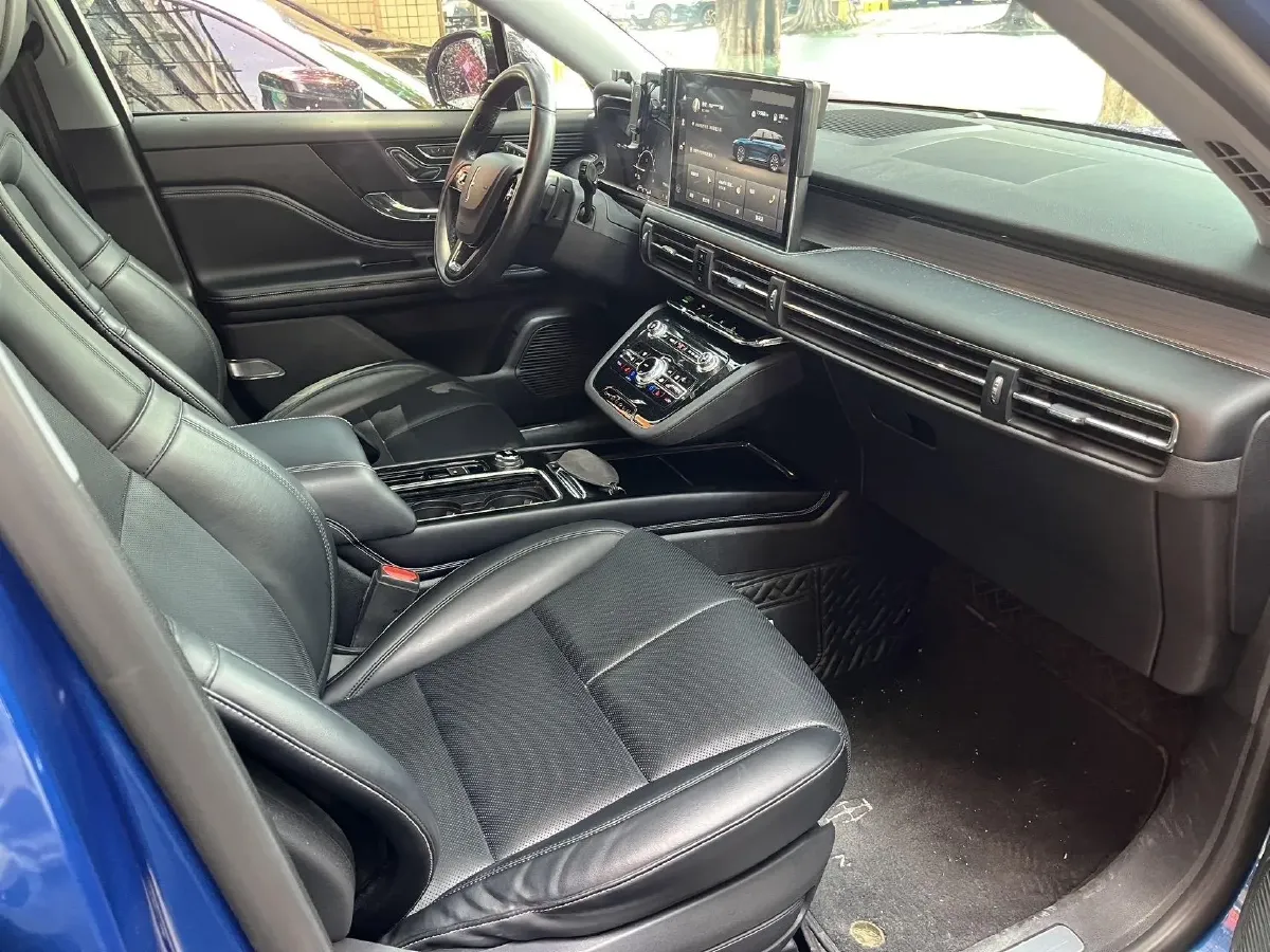 2020 Lincoln Corsair 2.0T 245HP L4 8AT,autocango,china used car exporter,china ev exporter,chinese used car exporter,chinese used ev exporter