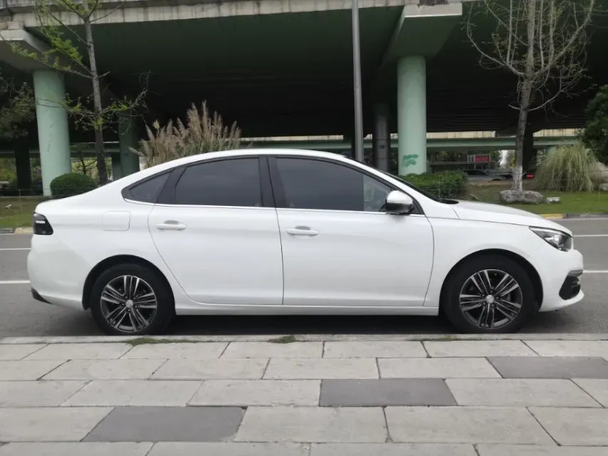 2018 Peugeot 308 1.6L 117HP L4 6AT,autocango,china used car exporter,china ev exporter,chinese used car exporter,chinese used ev exporter