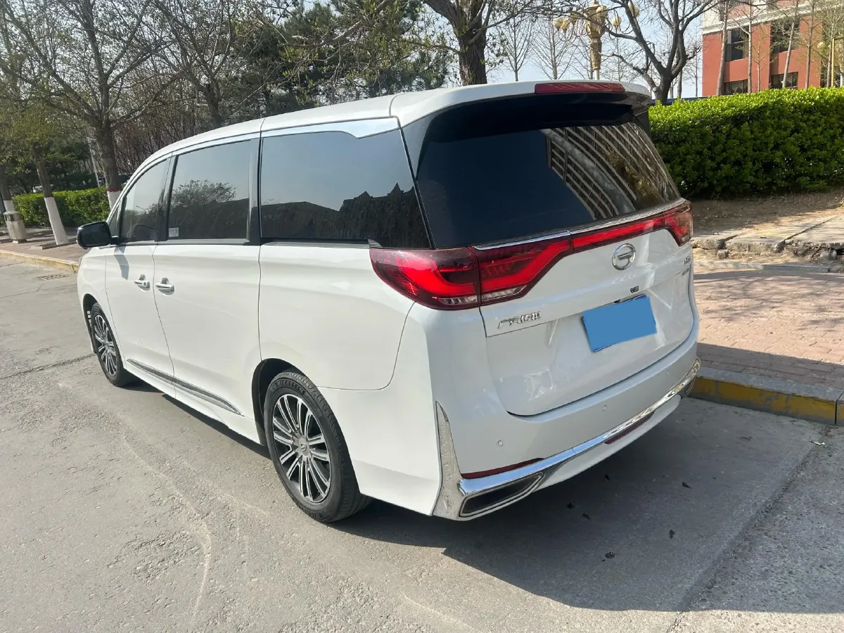 2021 GAC Trumpchi M8 2.0T 252HP L4 8AT,autocango,china used car exporter,china ev exporter,chinese used car exporter,chinese used ev exporter