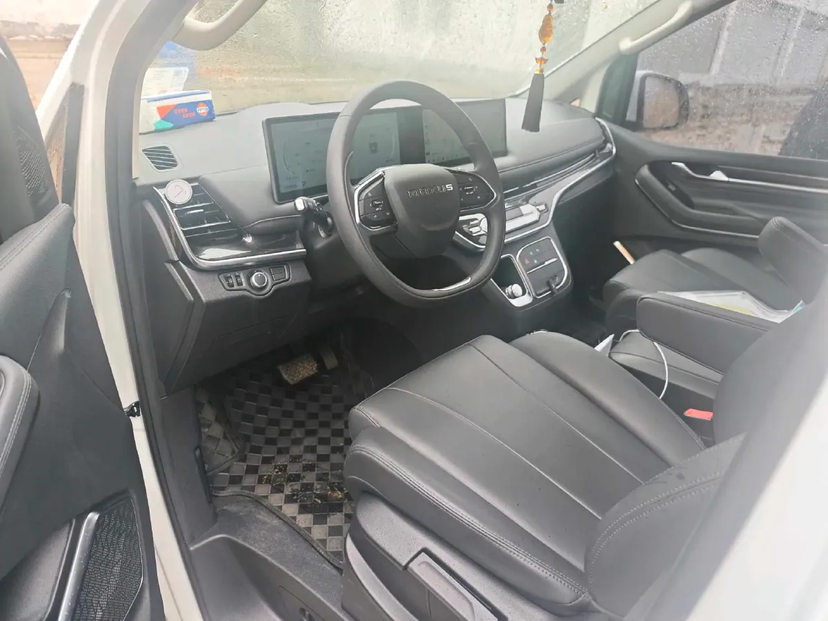 2025 MAXUS G10 2.0T 261HP L4 8AT,autocango,china used car exporter,china ev exporter,chinese used car exporter,chinese used ev exporter