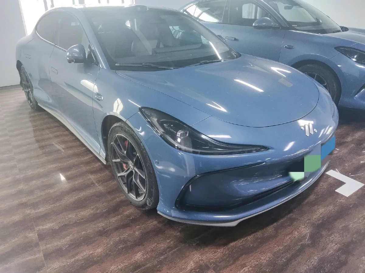 2024 IM L6 BEV 75KWH,autocango,china used car exporter,china ev exporter,chinese used car exporter,chinese used ev exporter