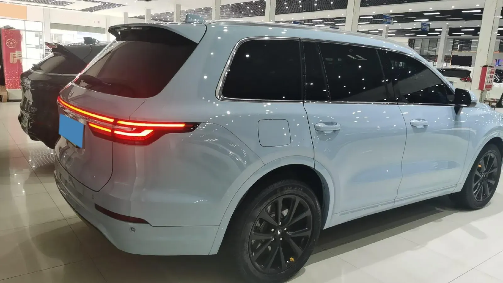 2020 Li ONE Range Extended 131HP REEV 40.5KWH,autocango,china used car exporter,china ev exporter,chinese used car exporter,chinese used ev exporter