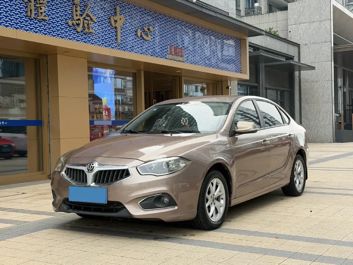 2014 Brilliance Auto H530 1.5T 150HP L4 5AT,autocango,china used car exporter,china ev exporter,chinese used car exporter,chinese used ev exporter