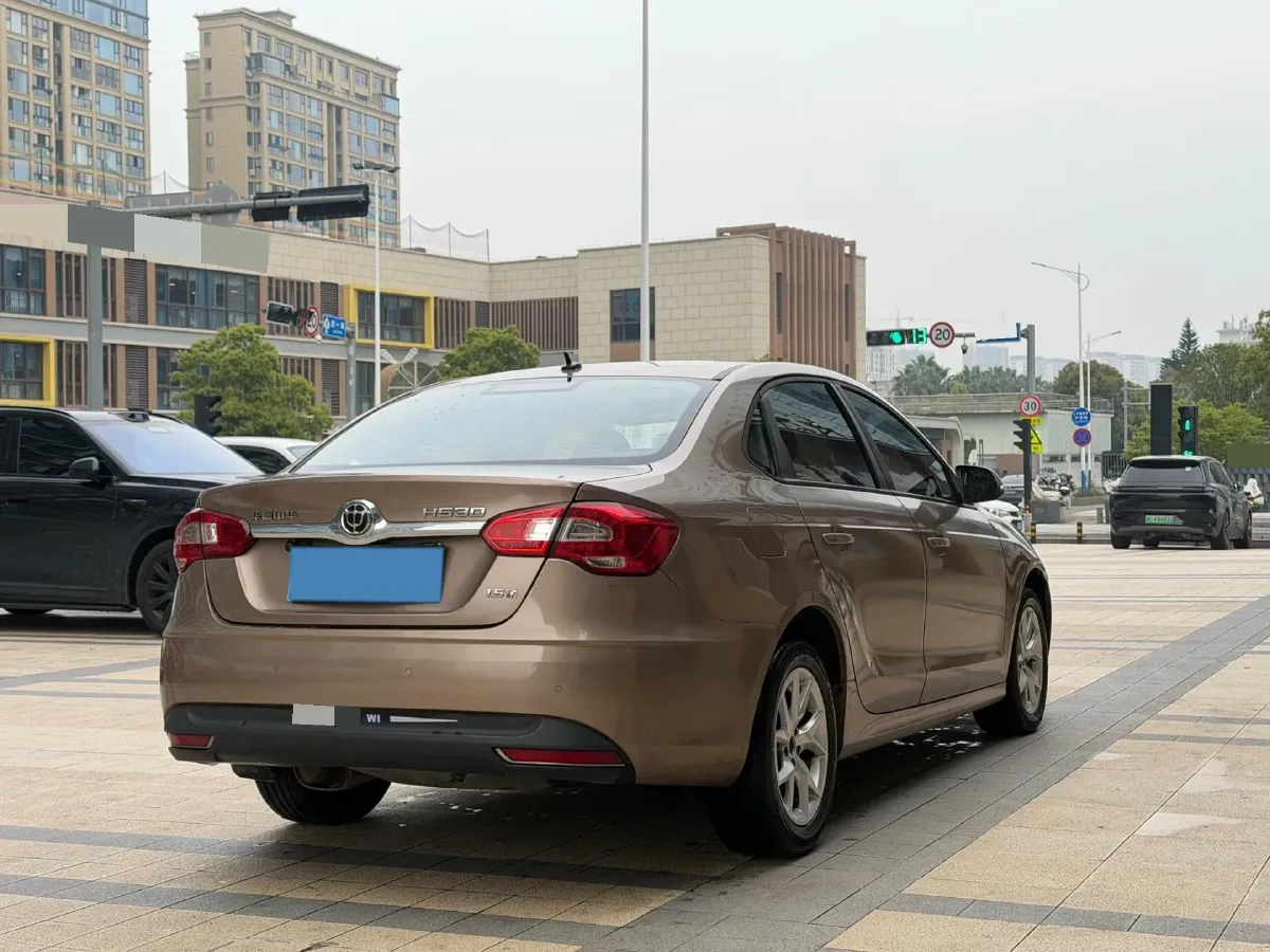 2014 Brilliance Auto H530 1.5T 150HP L4 5AT,autocango,china used car exporter,china ev exporter,chinese used car exporter,chinese used ev exporter