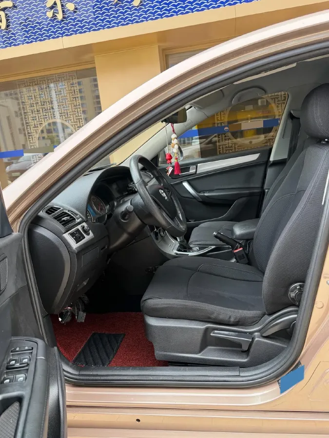 2014 Brilliance Auto H530 1.5T 150HP L4 5AT,autocango,china used car exporter,china ev exporter,chinese used car exporter,chinese used ev exporter