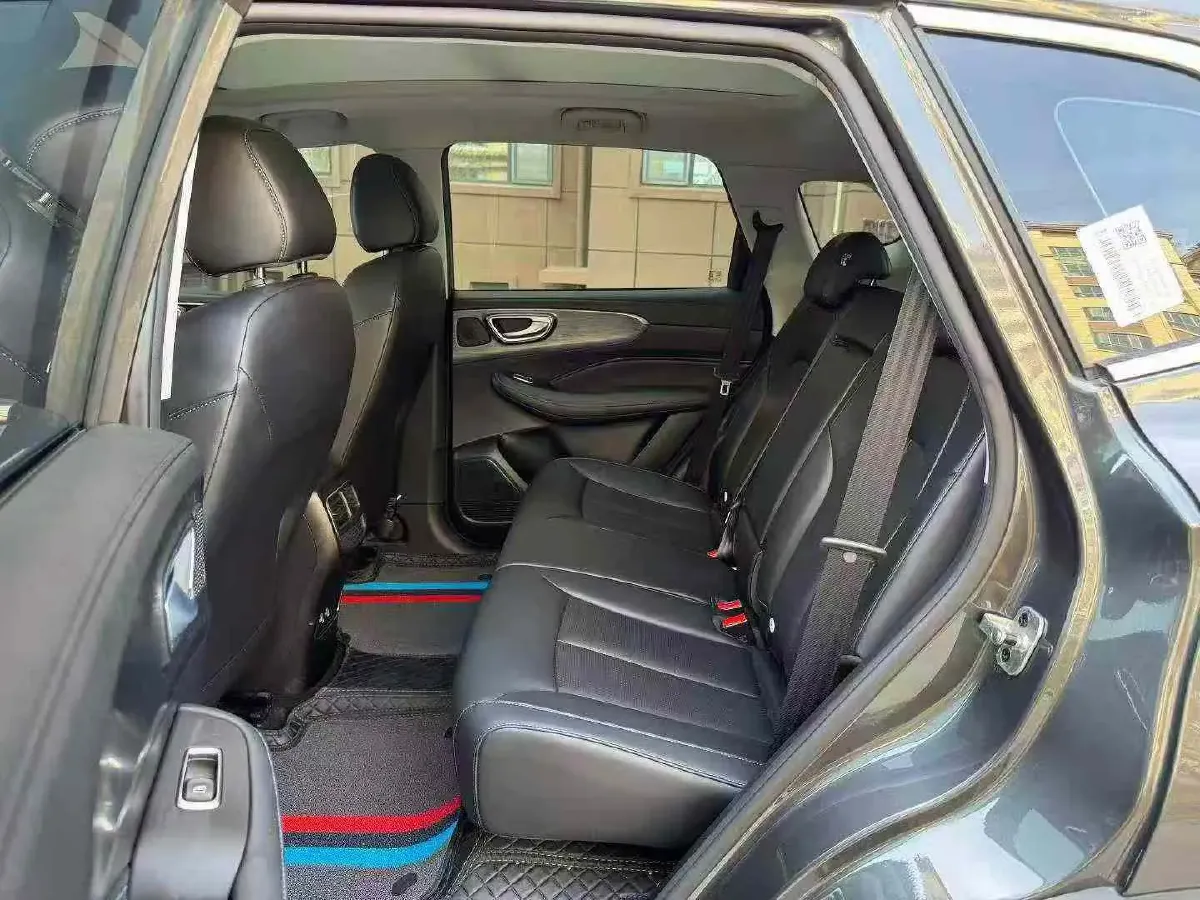 2022 Roewe RX5 MAX 1.5T 181HP L4 6AT,autocango,china used car exporter,china ev exporter,chinese used car exporter,chinese used ev exporter