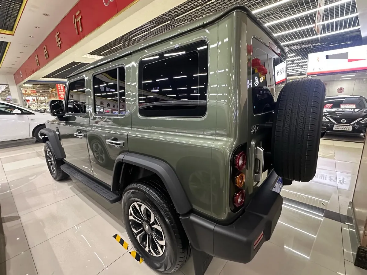 2025 212 212 T01 2.0T 170HP L4 8AT,autocango,china used car exporter,china ev exporter,chinese used car exporter,chinese used ev exporter