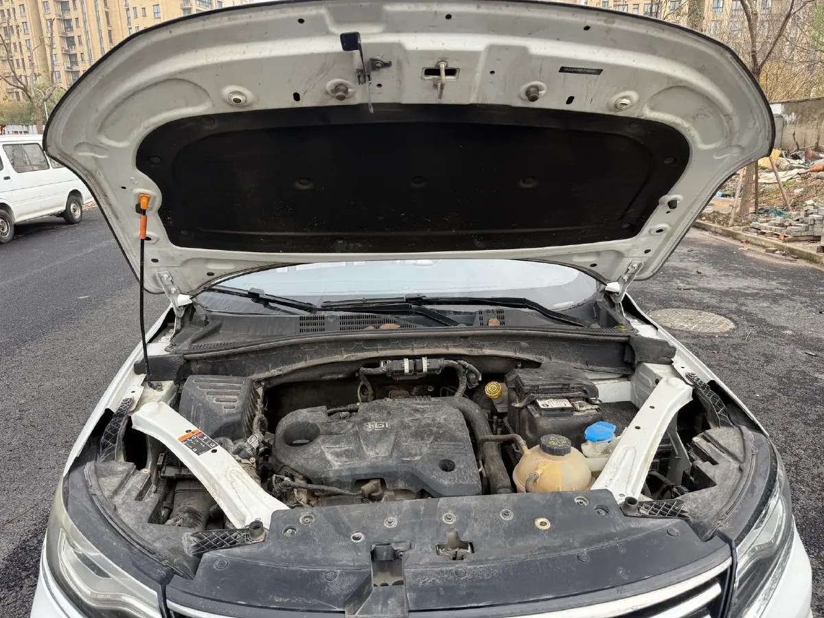 2020 Roewe i6 1.5T 169HP L4 7DCT,autocango,china used car exporter,china ev exporter,chinese used car exporter,chinese used ev exporter