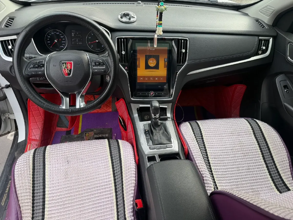 2020 Roewe i6 1.5T 169HP L4 7DCT,autocango,china used car exporter,china ev exporter,chinese used car exporter,chinese used ev exporter