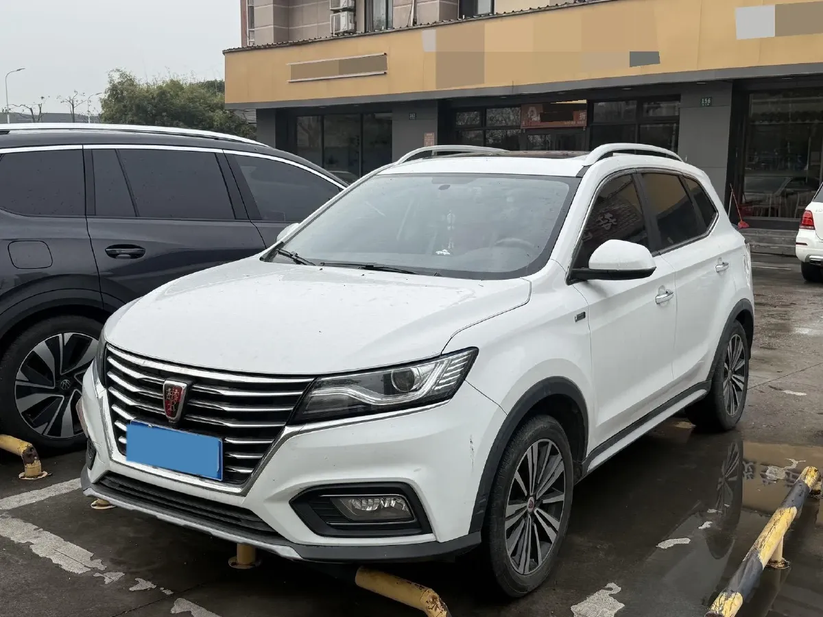 2020 Roewe i6 1.5T 169HP L4 7DCT,autocango,china used car exporter,china ev exporter,chinese used car exporter,chinese used ev exporter
