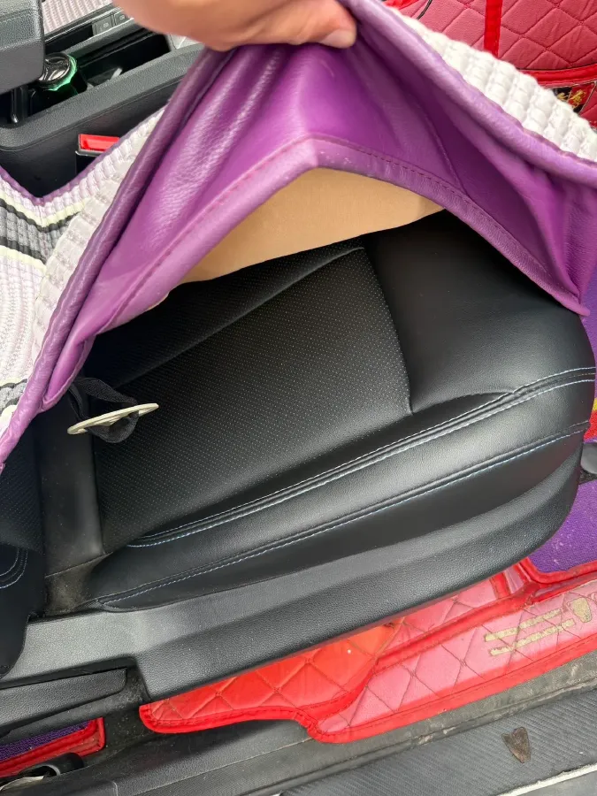 2020 Roewe i6 1.5T 169HP L4 7DCT,autocango,china used car exporter,china ev exporter,chinese used car exporter,chinese used ev exporter