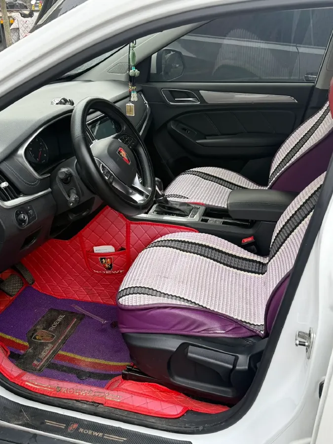 2020 Roewe i6 1.5T 169HP L4 7DCT,autocango,china used car exporter,china ev exporter,chinese used car exporter,chinese used ev exporter